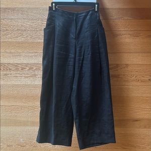 Chic Emin + Paul Cropped Linen Wide Leg Trousers